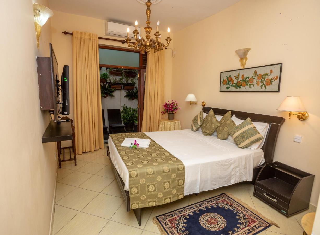 كالي Fort Thari Inn المظهر الخارجي الصورة