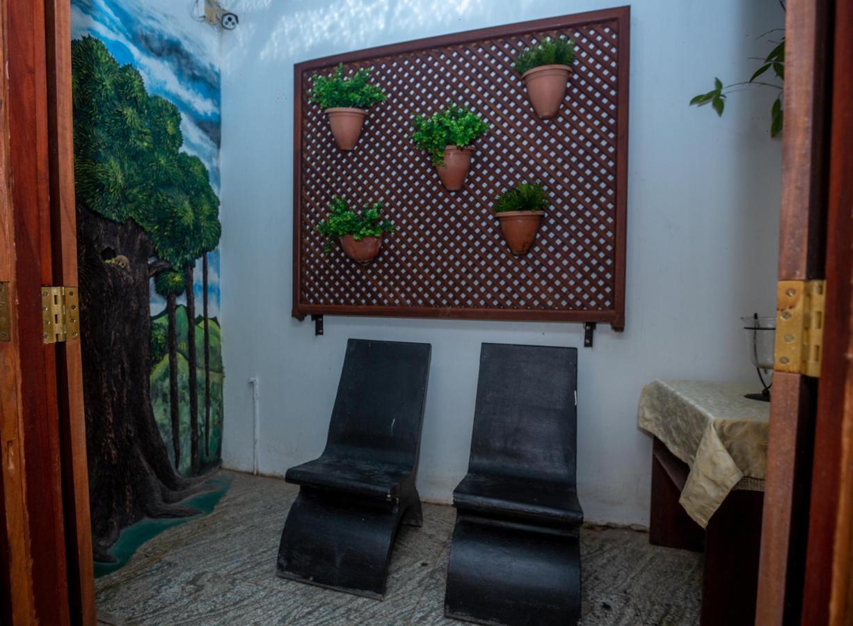 كالي Fort Thari Inn المظهر الخارجي الصورة